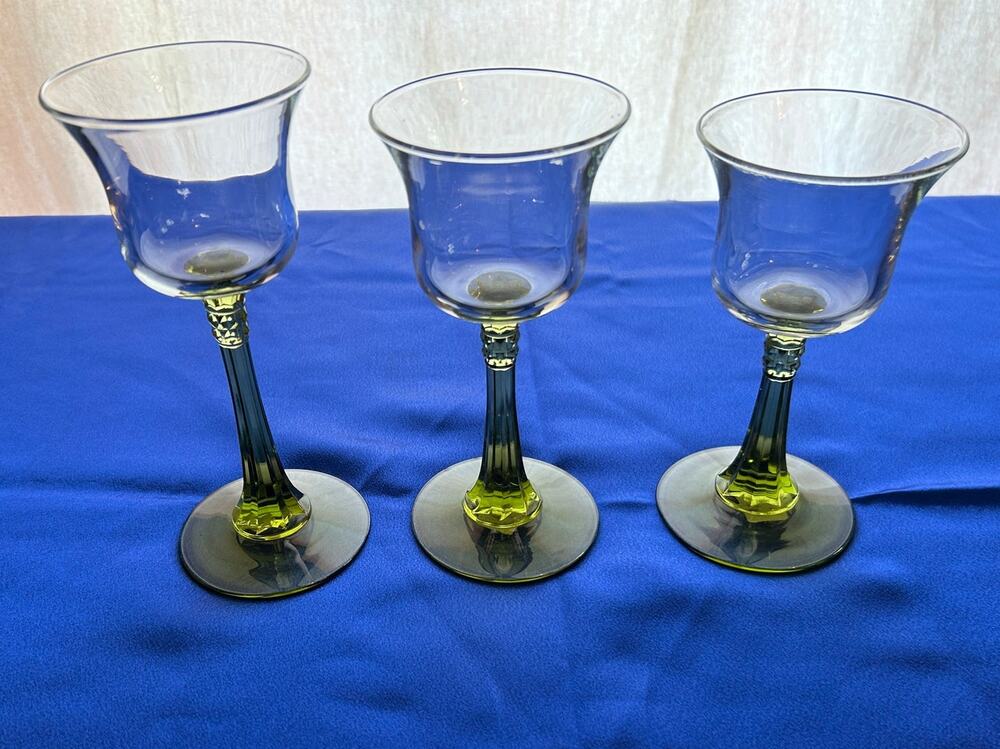 PartyLite green stemmed candle holder EUC